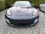 Porsche Panamera 4S - Porsche Panamera aus 2011: 4s