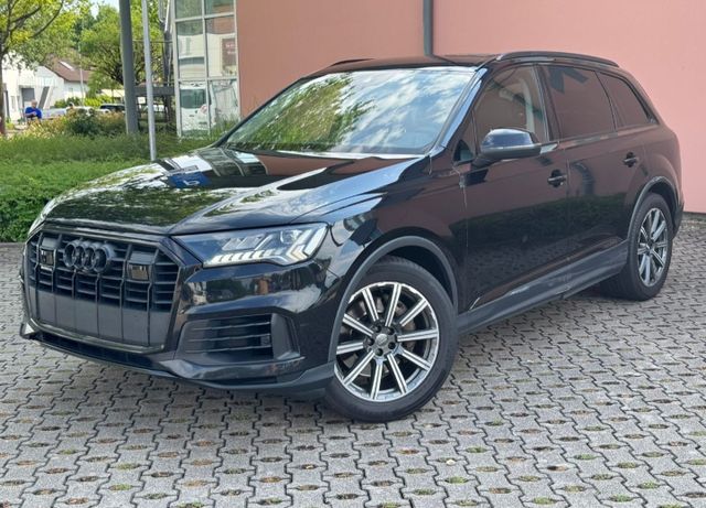 AUDI Q7 50 TDI quattro 7Sitzer