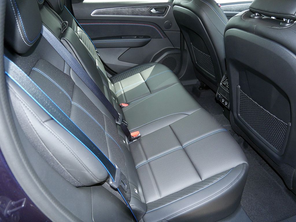 Fahrzeugabbildung Renault Arkana Esprit Alpine TCe 160 EDC