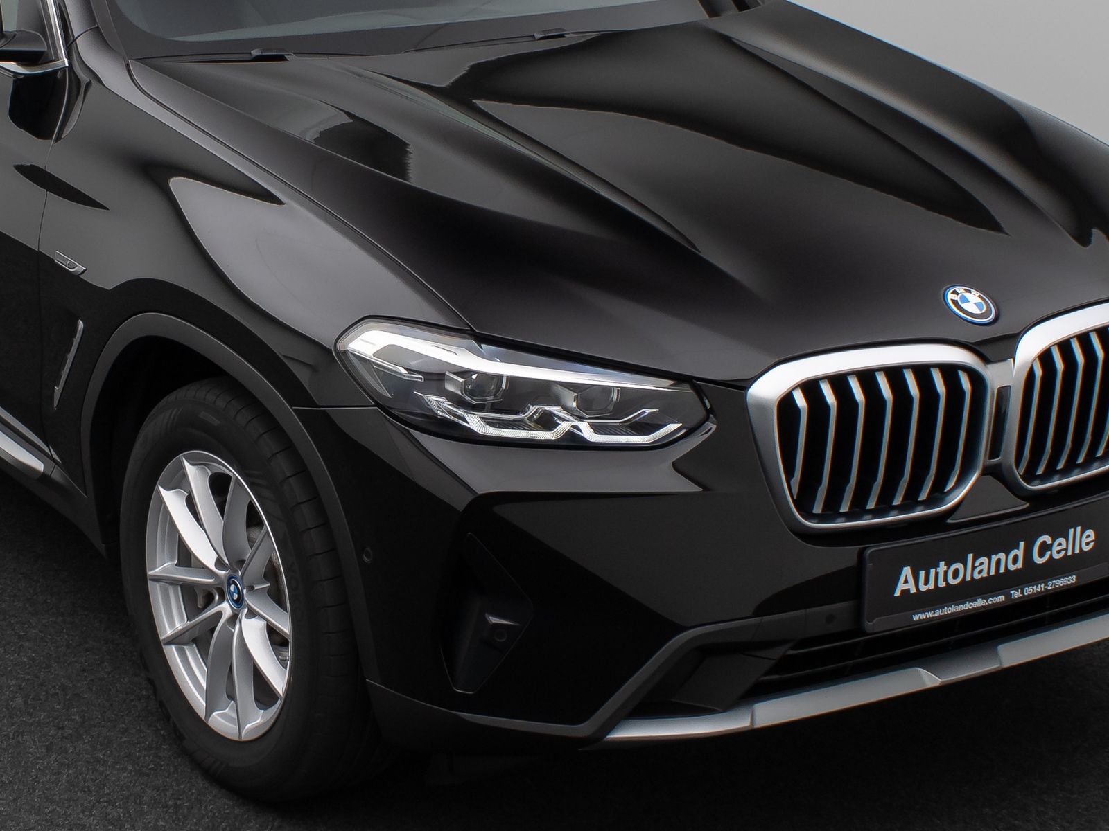 Fahrzeugabbildung BMW X3 xD30e DAB HiFi Kamera Leder Sportstz 18Zoll