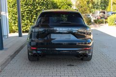 PORSCHE Cayenne / SPORT DESIGN PAKET / BOSE / MEMORY