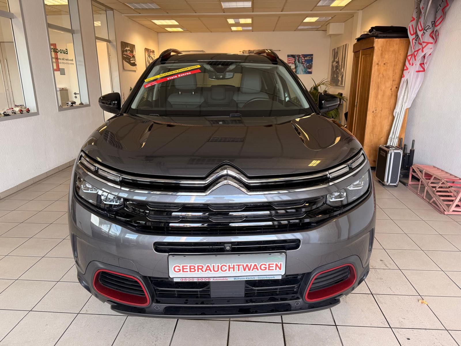 Fahrzeugabbildung Citroën C5 Aircross Hybrid/PANORAMA/LEDER/NAVI/KAMERA
