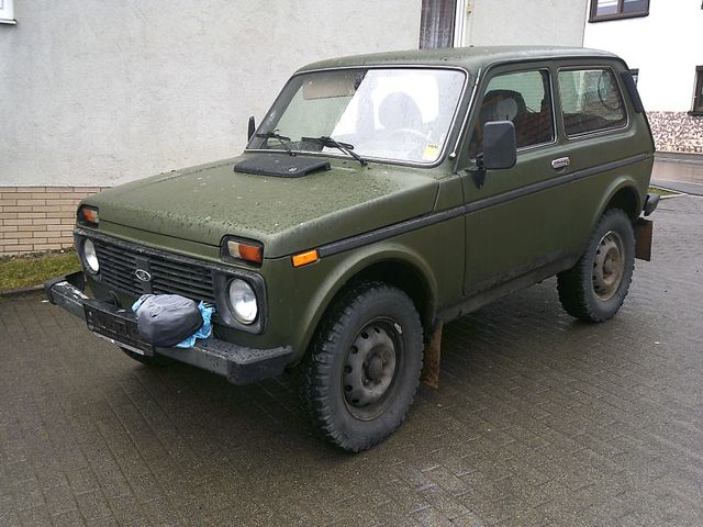 Lada Niva Only