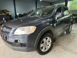 Chevrolet Captiva 2.4 LS 2WD*7.SITZE*KLIMA*TÜV NEU*LEDER* - Chevrolet Captiva in Essen