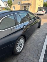 BMW 530d xDrive Touring A Luxury Line Luxury Line - BMW 530 in Köln