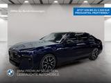 BMW M760e xDrive Limousine M Sport Massage AHK B&W - blaue BMW M760
