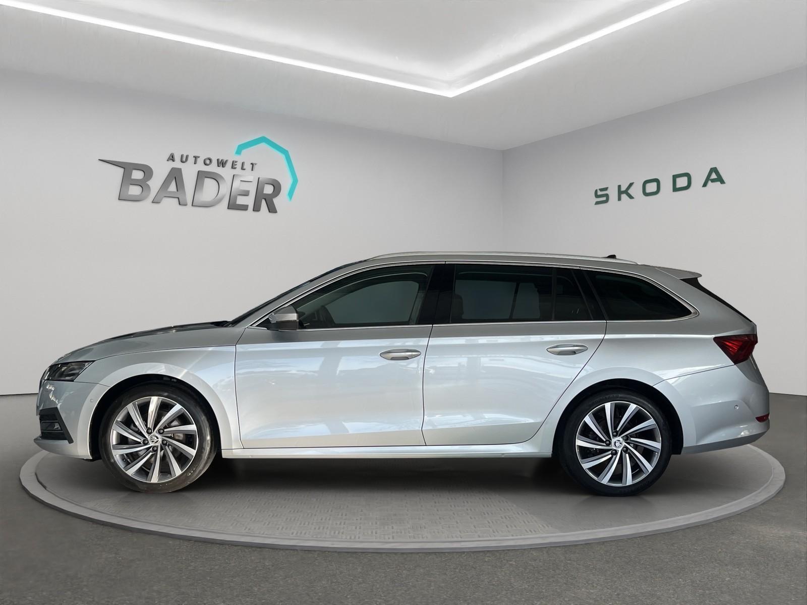 Skoda Octavia Combi Style 2,0 TDI HUD Pano RFK LED