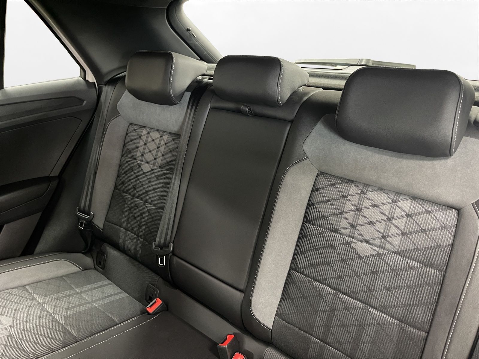 Volkswagen T-Roc - Bild 18