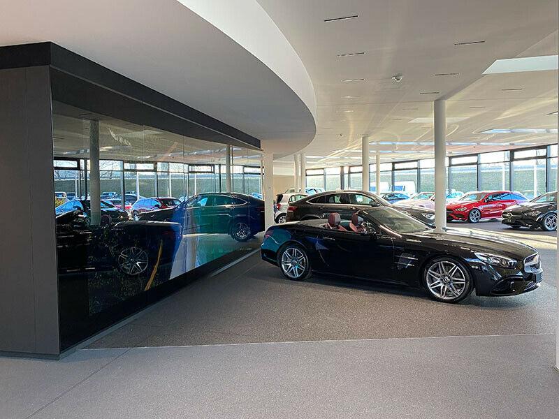 showroom-image-bottom