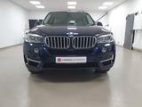 BMW X5 xDrive 50 i*RFK*NAVI*XENON*AC*HUD*LMF*1H*AHK* - BMW X5: Xdrive50i