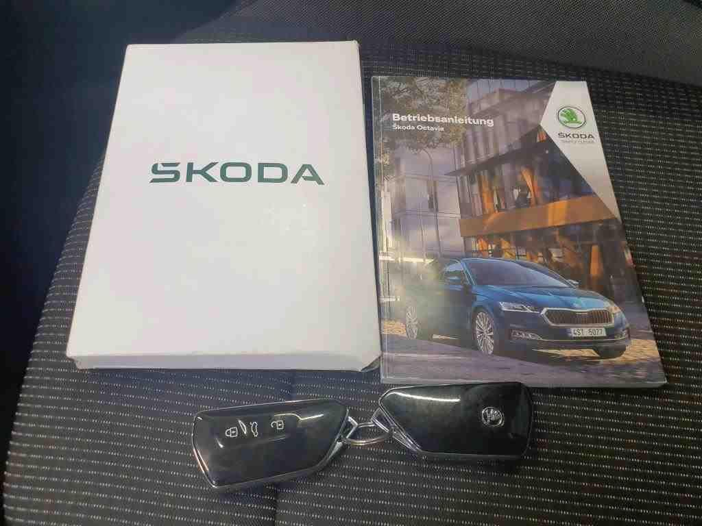 Skoda Octavia Combi Ambition 2.0 TDI LED*SHZ*PDC*NAV*, миниатюра 18