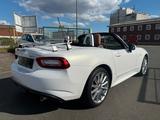 Fiat 124 Spider Cabrio 1 Hand - weiße Fiat 124 Spider