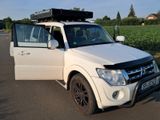 Mitsubishi Pajero 3,2 DI-D 4WD Intense Automatik Intense - Mitsubishi Pajero: Intense
