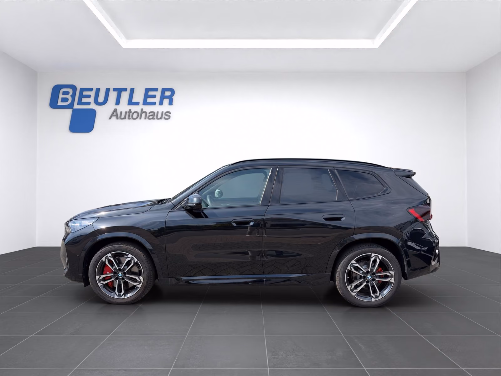 BMW X1 sDrive 18i M Sport Pro 19" Pano Keyless ad...