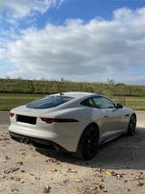 Jaguar F-Type 3.0 L P380 V6  (Service Neu) - gebrauchte Jaguar F-Type aus dem Jahr 2020