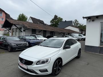 Volvo S60 - 1