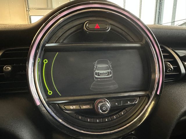 MYAUTOCENTER – Gebraucht- und Jahreswagen mit Werkstattservice in Pfaffenhofen MINI Mini 5-trg. Cooper D *Navi*Pano*