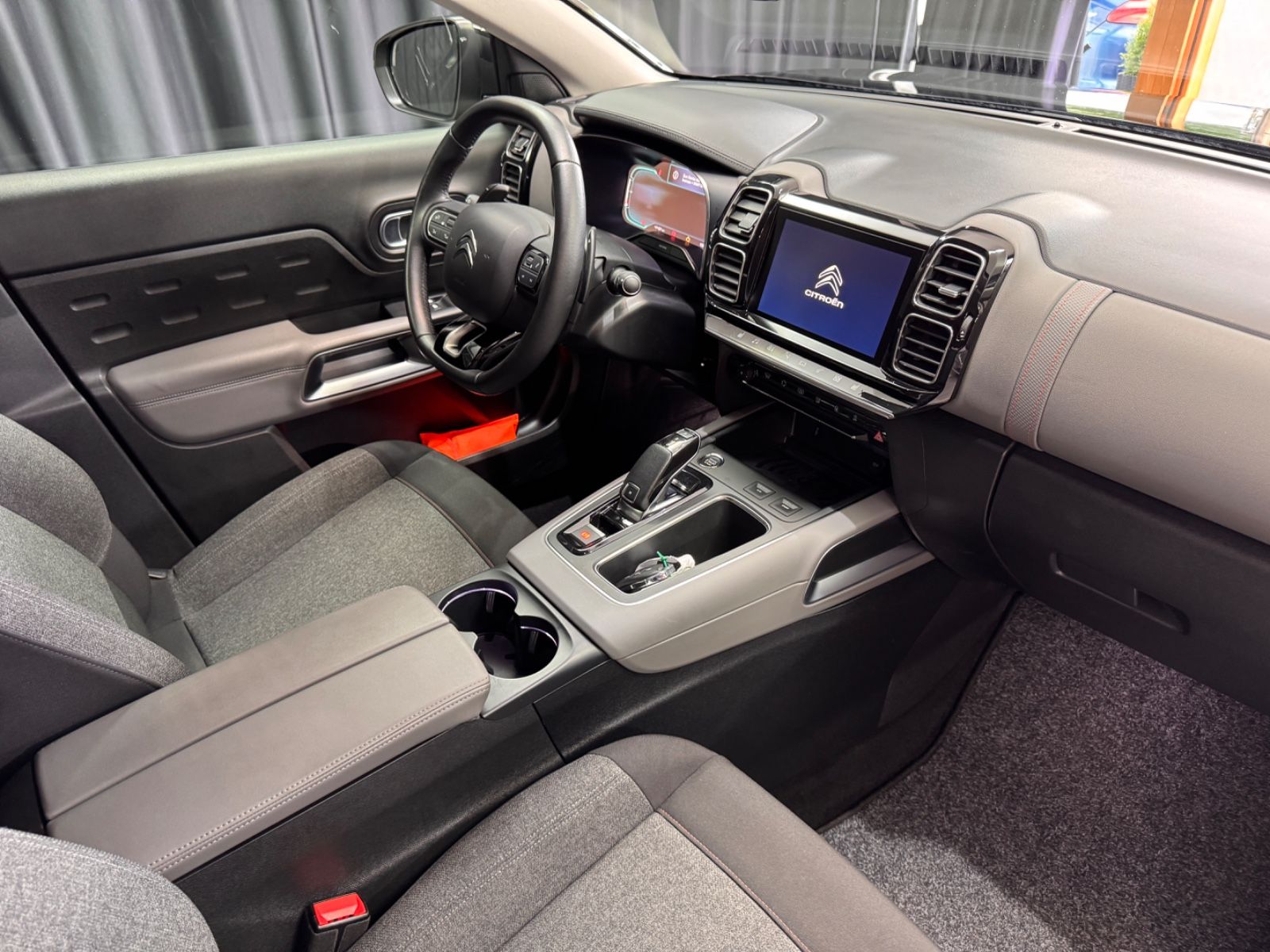 Fahrzeugabbildung Citroën C5 Aircross Feel|AUTOMATIK|KAMERA|PDC|1.HAND