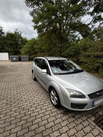 Ford Focus 2 tdci Sport 6 gang mit polnisc...