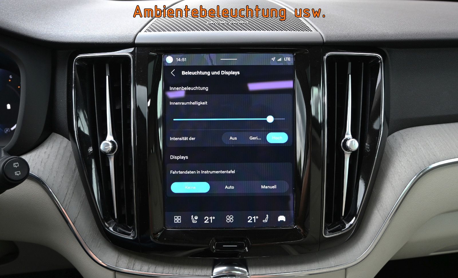 Fahrzeugabbildung Volvo XC60 B4 D AWD Plus Dark °ACC°AHK°PANO°STANDHEIZ°