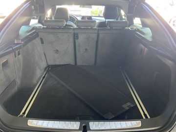 BMW 330 Gran Turismo - 12