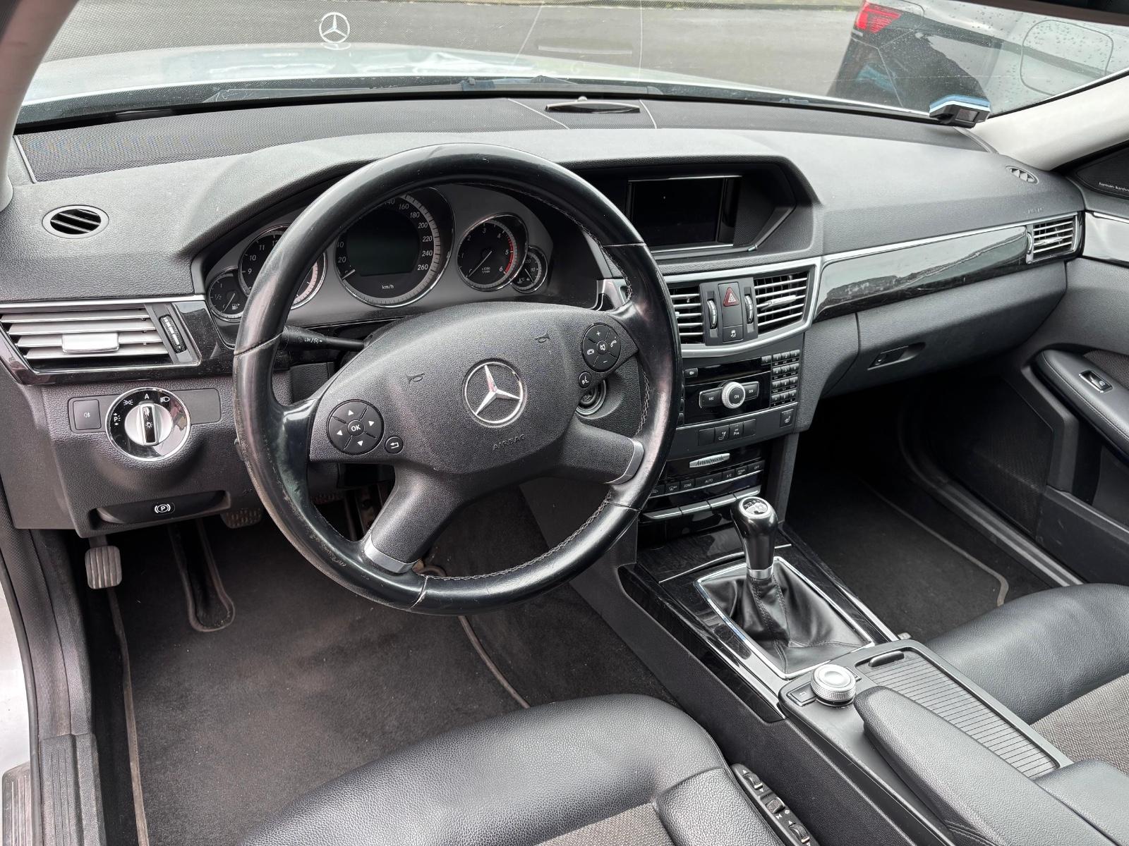 Mercedes-Benz E250 2010 — photo 5