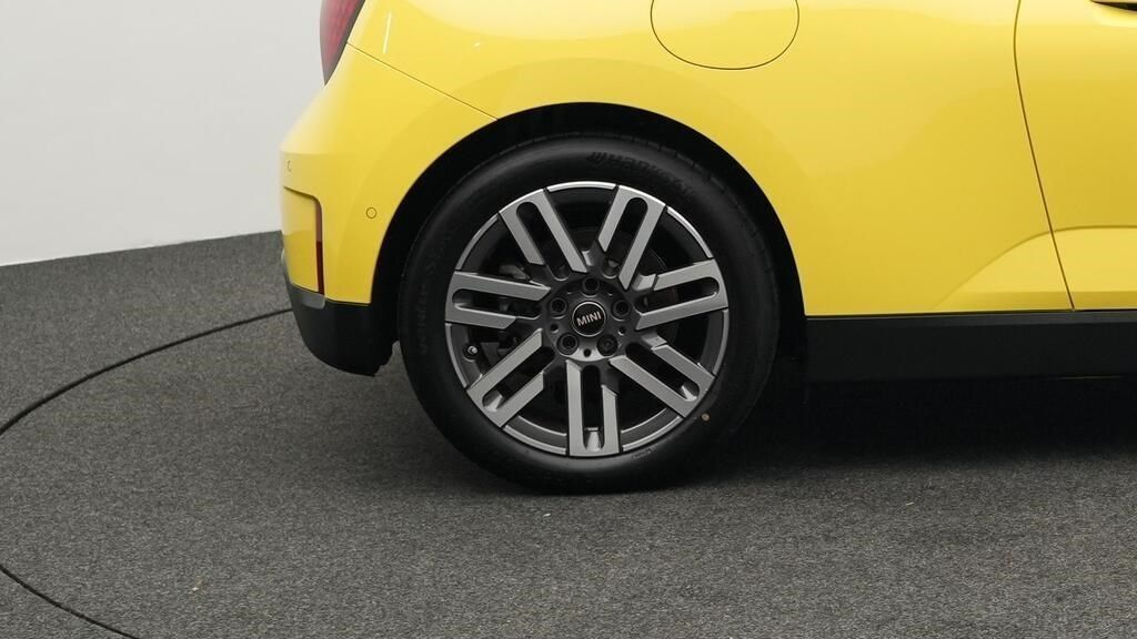 Fahrzeugabbildung MINI Cooper E Head-Up, Komfortzugang, Sitzheizung