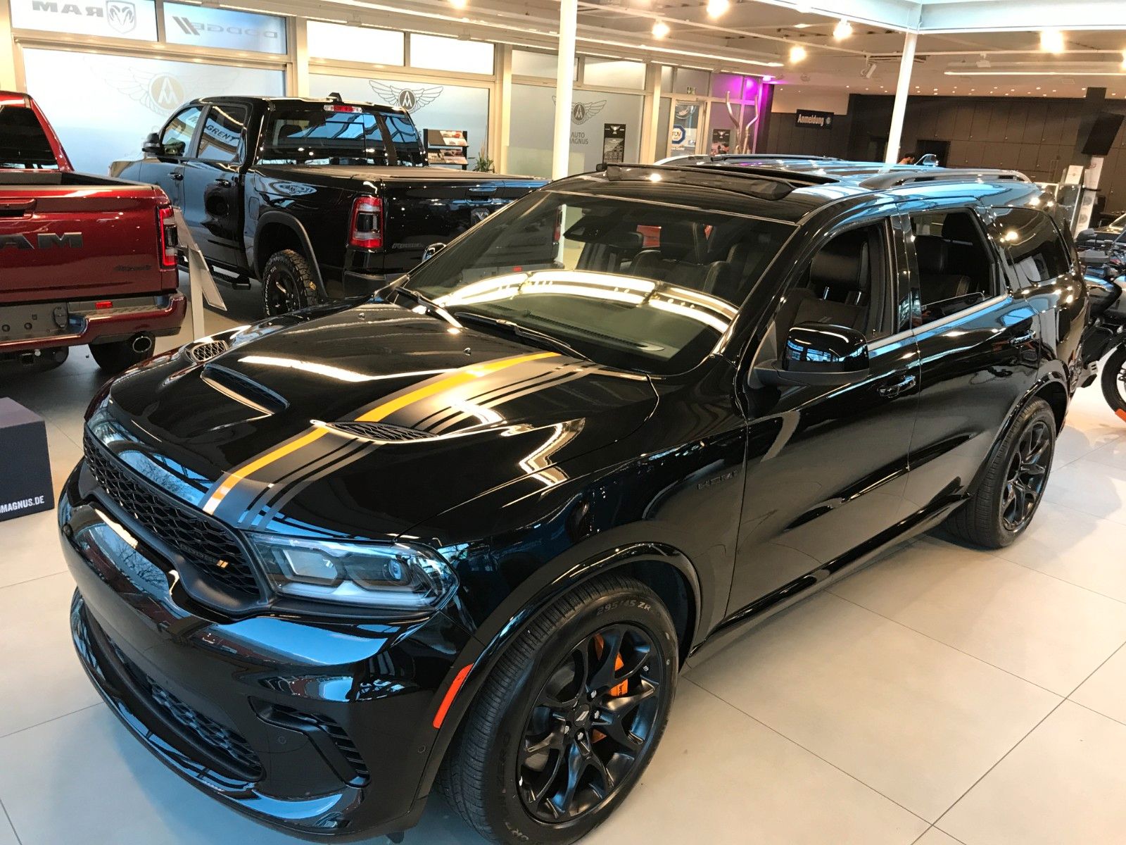 Fahrzeugabbildung Dodge Durango R/T  *7-SITZER*LPG*AHK*Hemi-Orange*