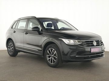 Volkswagen Tiguan - 4