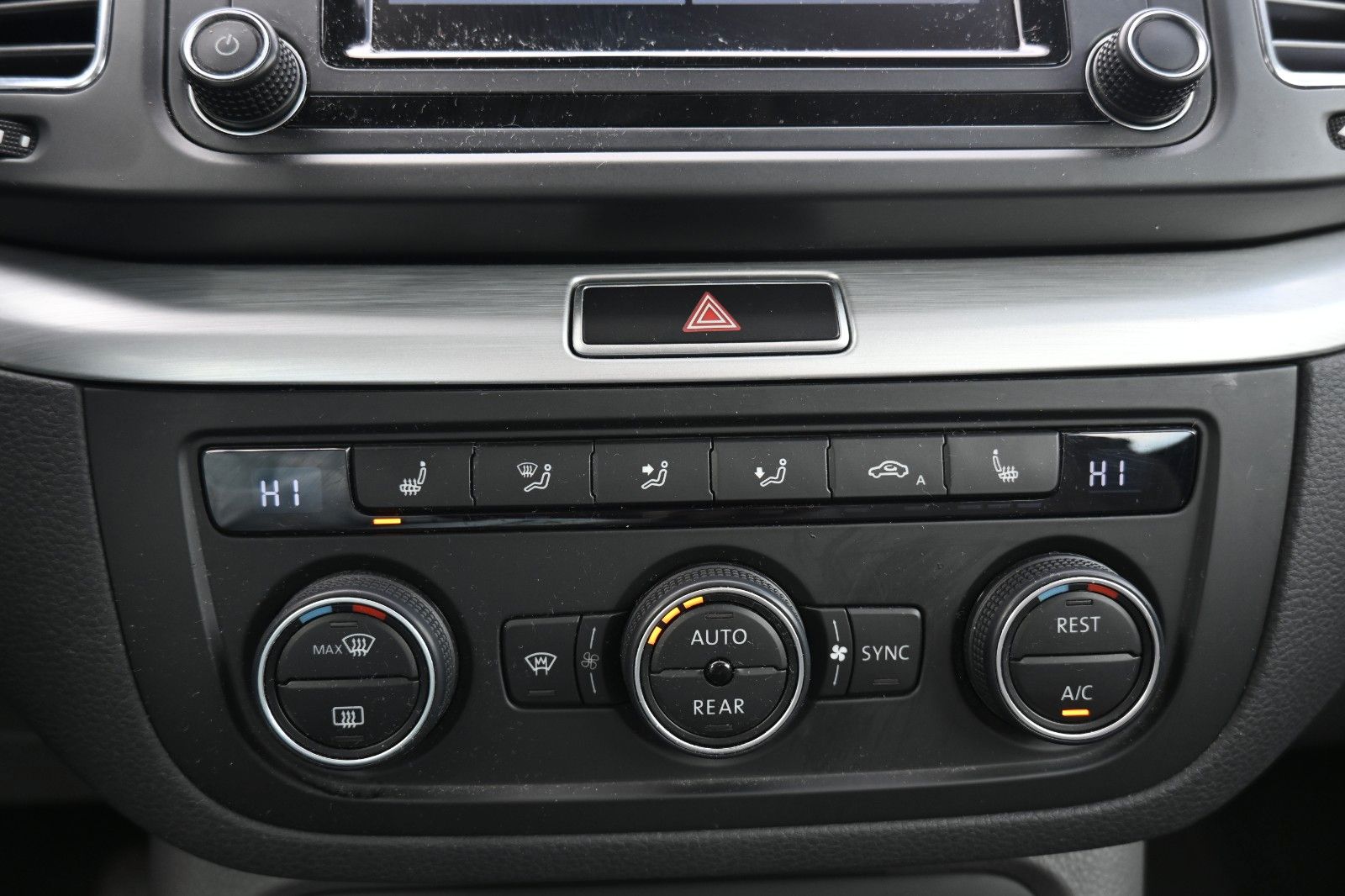 Fahrzeugabbildung Volkswagen Sharan Comfortline BMT/Start-Stopp