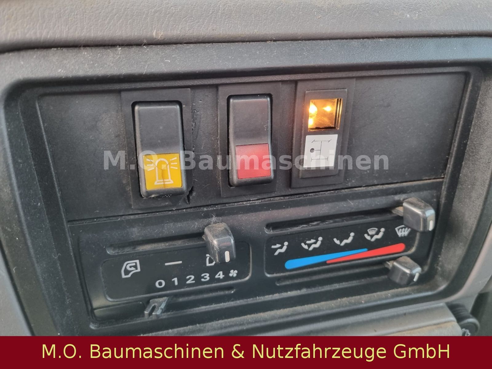 Fahrzeugabbildung Nissan Cabstar 32.10 Multititel 145 Alu/  14,5 m /