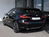 BMW 118i Advantage LED W-LAN NAVI SITZHEIZUNG PDC - gebrauchte BMW 118 aus dem Jahr 2023