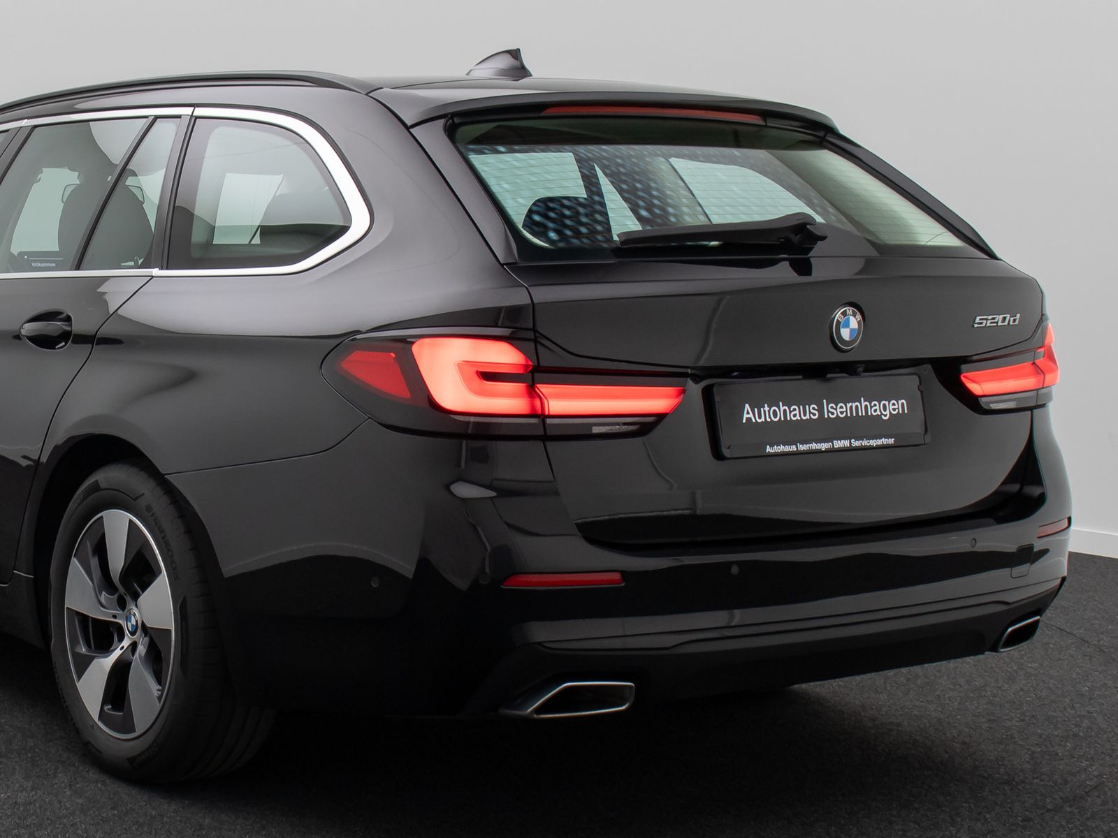 Fahrzeugabbildung BMW 520d Alarm DAB Kamera 4xKlima Parkas Leder Sport