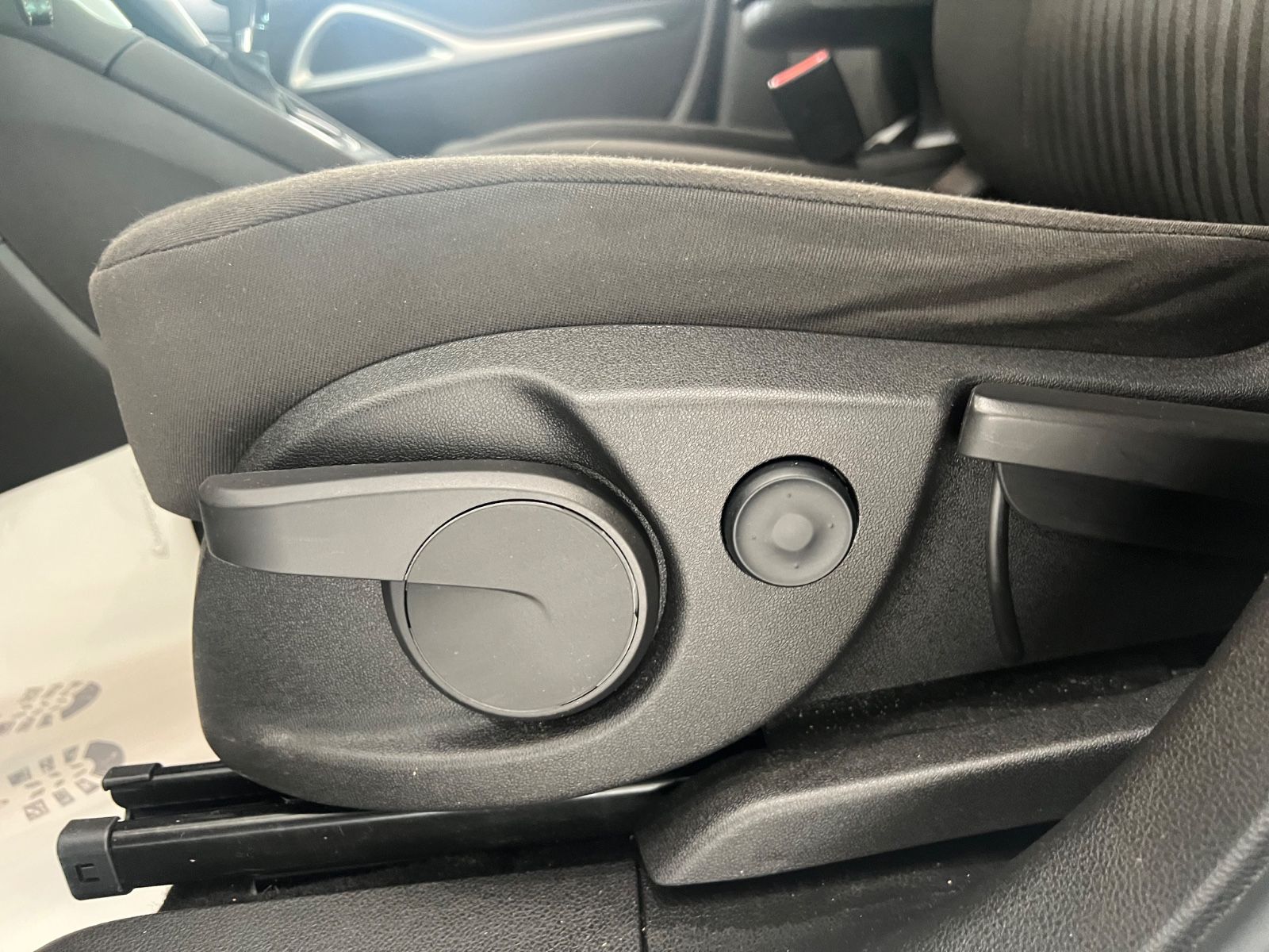 Fahrzeugabbildung Opel Zafira C Active * 7.SITZER * AUTOMATIK *