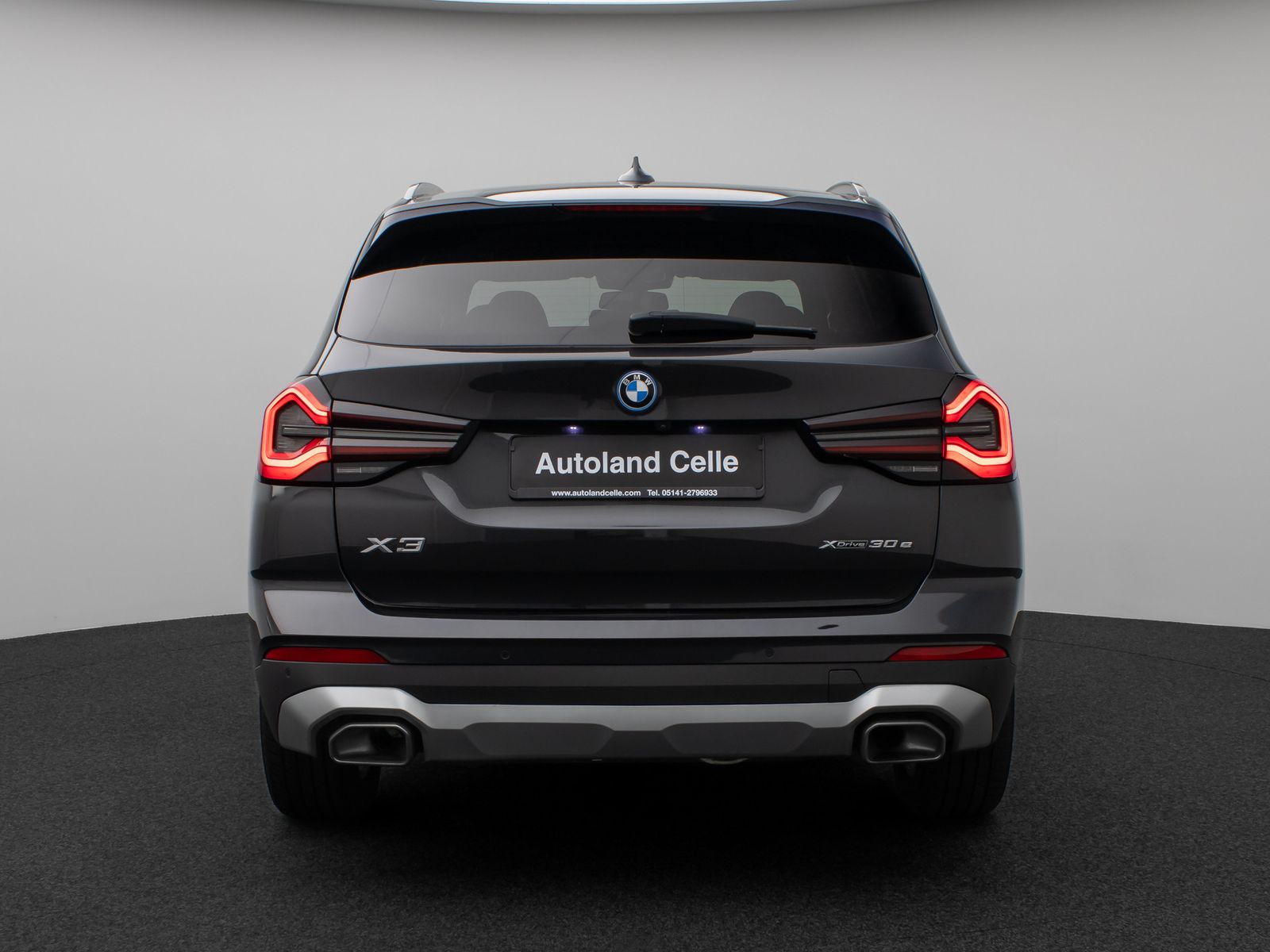 Fahrzeugabbildung BMW X3 xD30e Panorama Laser 360°HUD DAB HiFi Sport