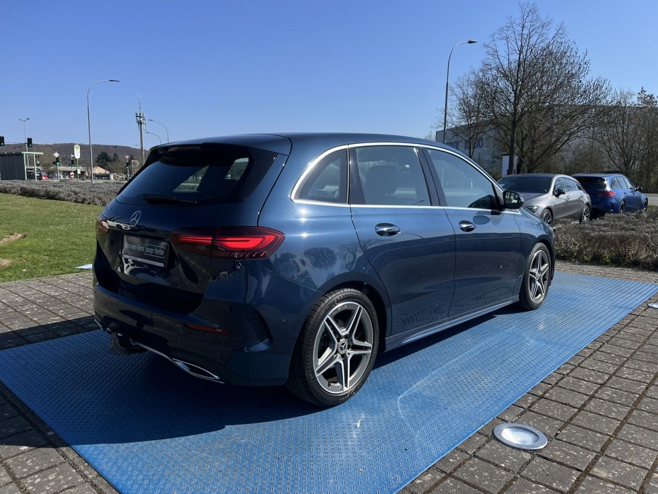 Mercedes-Benz B 200 d AMG+MULTIBEAM+AMBIENTE+AHK+KAM+LED+Keyl foto 6