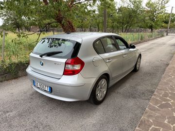 BMW 118 - 6