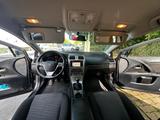 Toyota Avensis Combi 2.0 D-4D RFK AHK Standheiz Tüv neu - Toyota Avensis mit Diesel-Antrieb: Kombi
