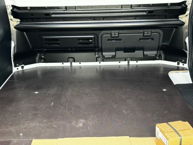 Fahrzeugabbildung Nissan PRIMASTAR KASTEN L1H1 3,0T 6MT N-Connecta*AHK*LR