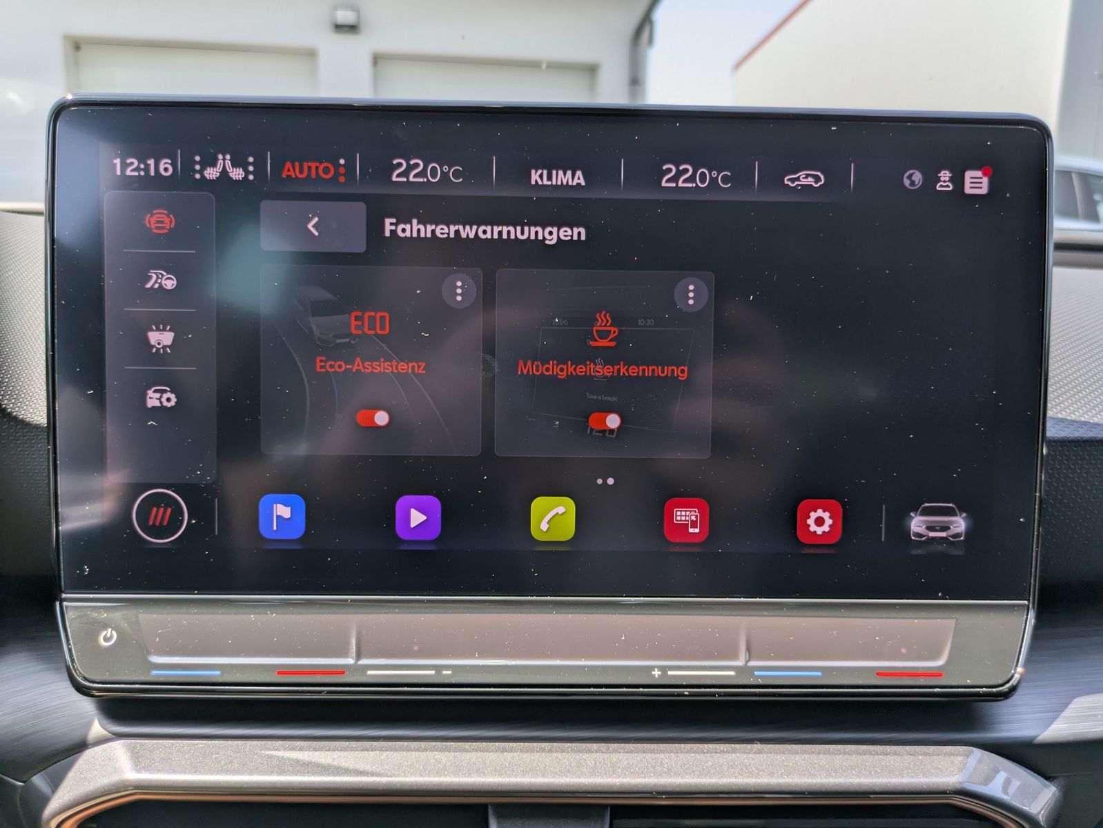 Fahrzeugabbildung CUPRA Leon 1.5 eTSI DSG MATRIX-LED*ACC*APP*KAMERA*18"