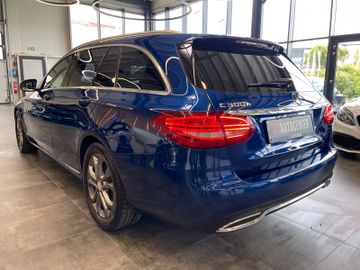 Mercedes-Benz C 300 T BlueTec Hybrid  h *LED*AHK*PANO*360°*