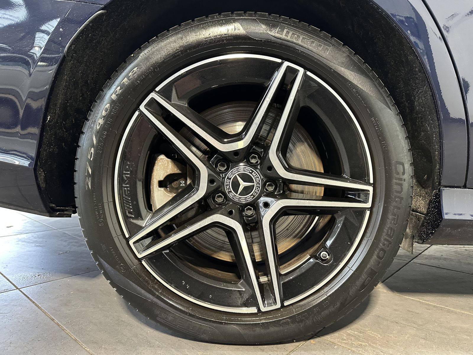 Fahrzeugabbildung Mercedes-Benz E 300de 4Matic AMG-Line NAV+LED+PANO+AHK+HEAD-UP