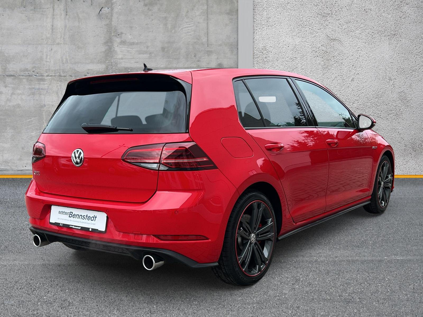 Volkswagen Golf VII GTI DSG Performance VIRTUAL ACC NAVI 18