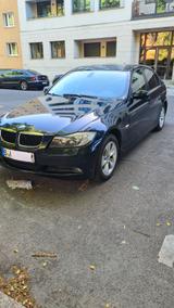 BMW 320i -