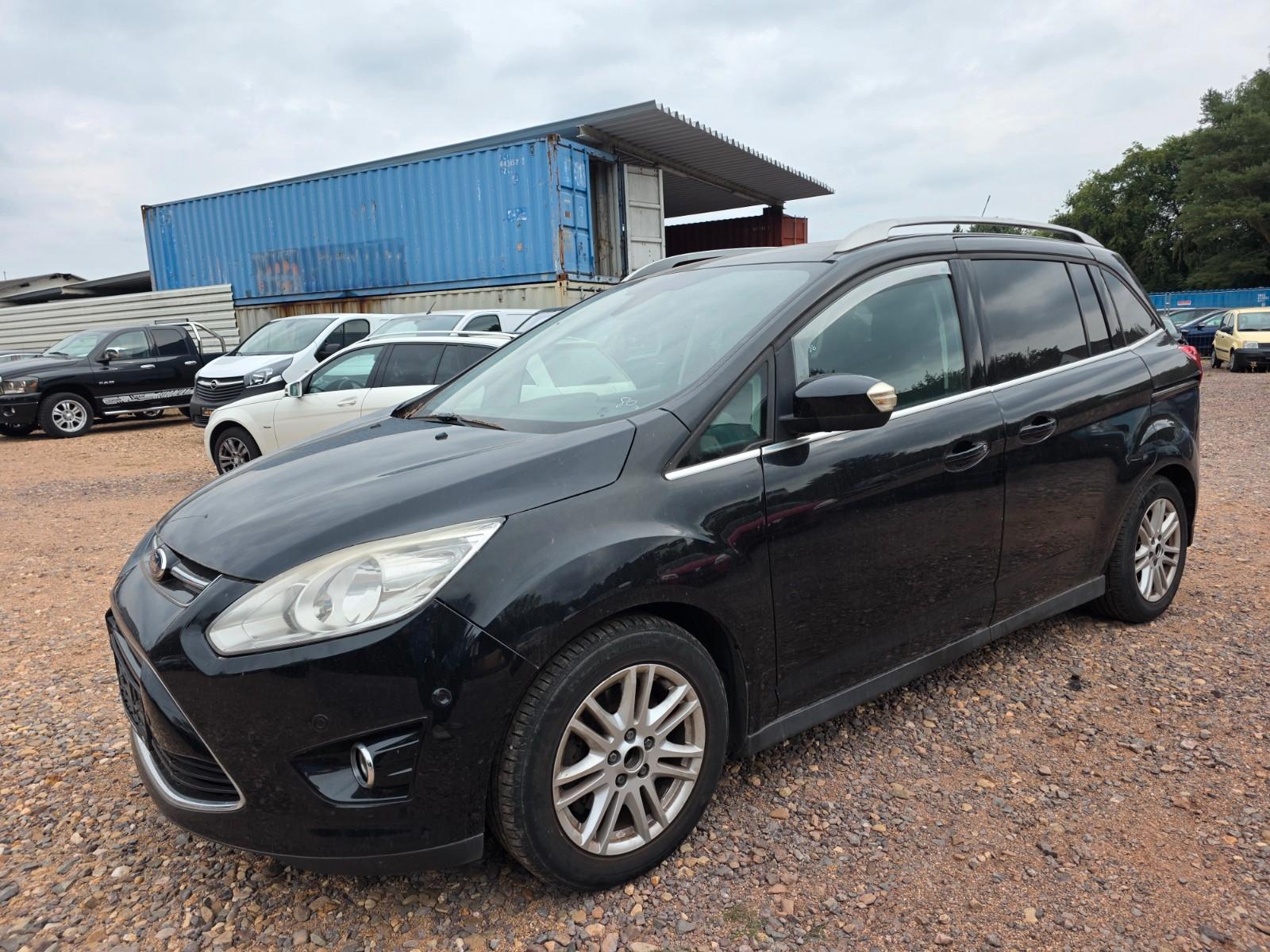 Ford Grand C-MAX Titanium