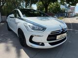 Citroën DS5 SportChic Hybrid4 *VOLLAUSSTATTUNG* - Citroën DS5: Allradantrieb