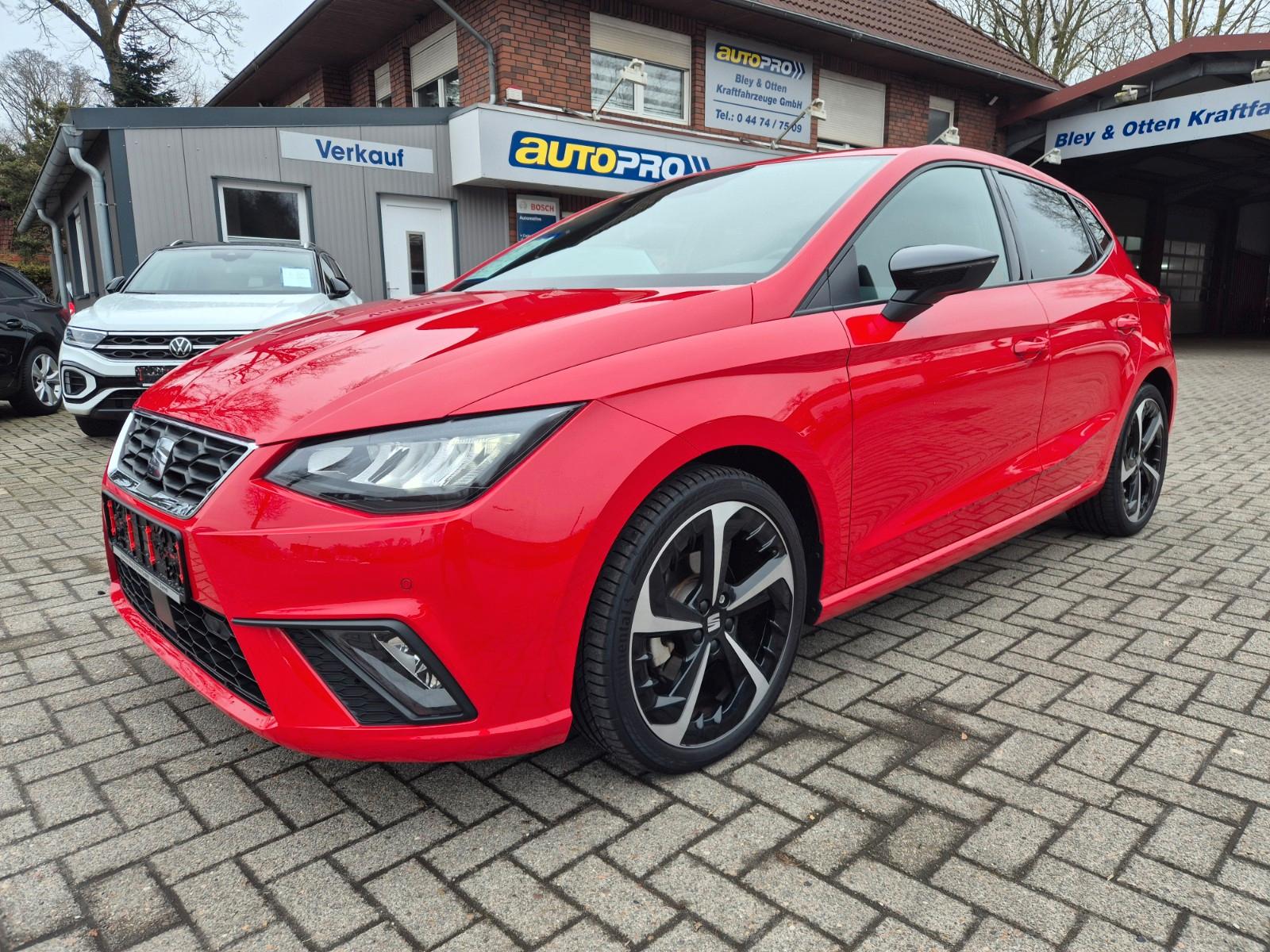 Seat Ibiza TSI DSG FR Kamera/18"/Keyless/Bluetooth