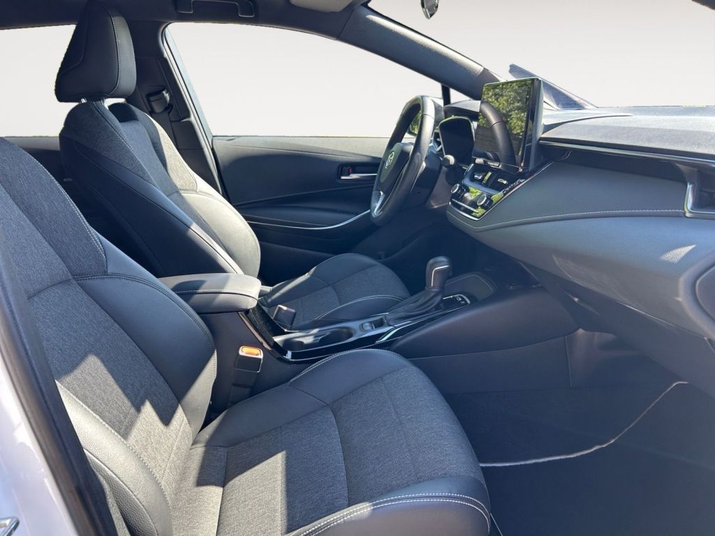 Fahrzeugabbildung Toyota Corolla 1.8 Hybrid Touring Sports Team Deutschla