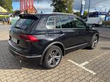 Volkswagen Tiguan 2.0 TSI 132kW DSG 4MOTION Highline Hi... - VW Tiguan von privat