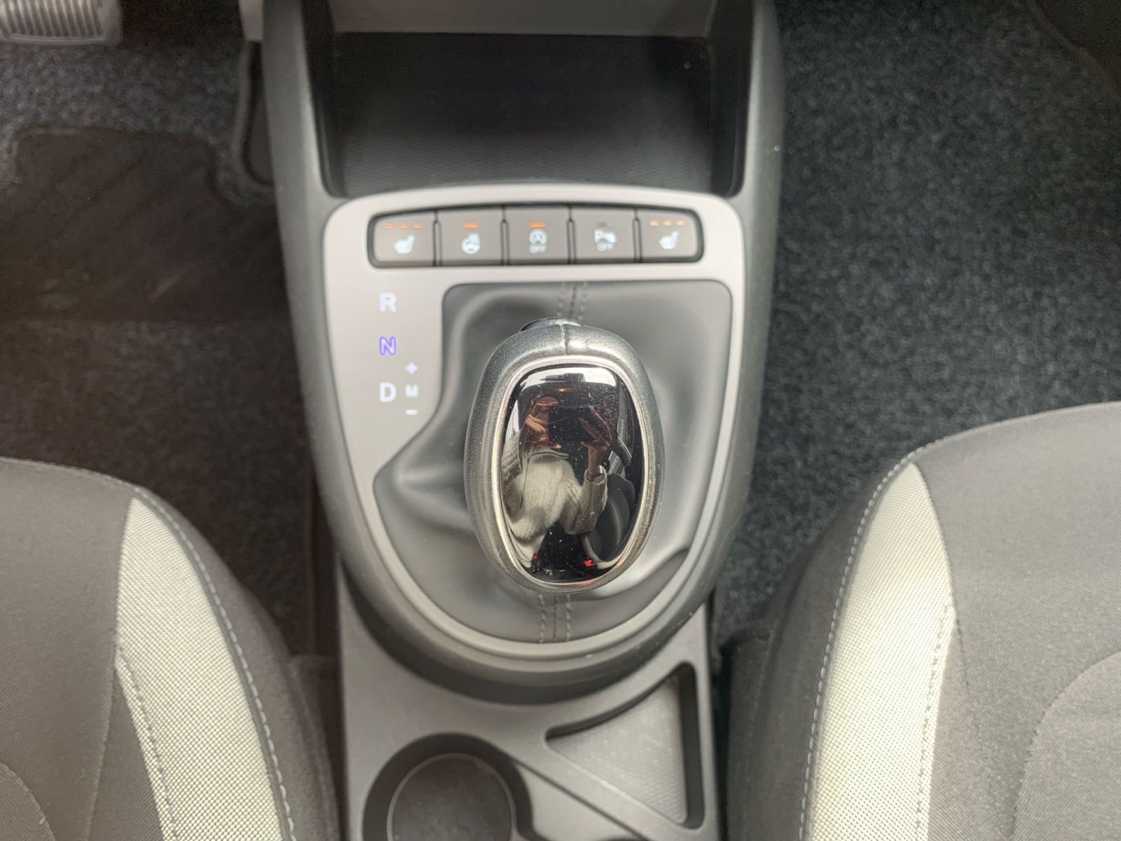 Fahrzeugabbildung Hyundai i10 1.2 Trend Automatik Navi Sitzheizung